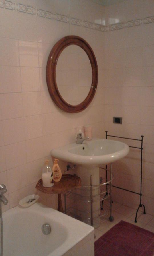 B&B "Angela " Piacenza Zewnętrze zdjęcie